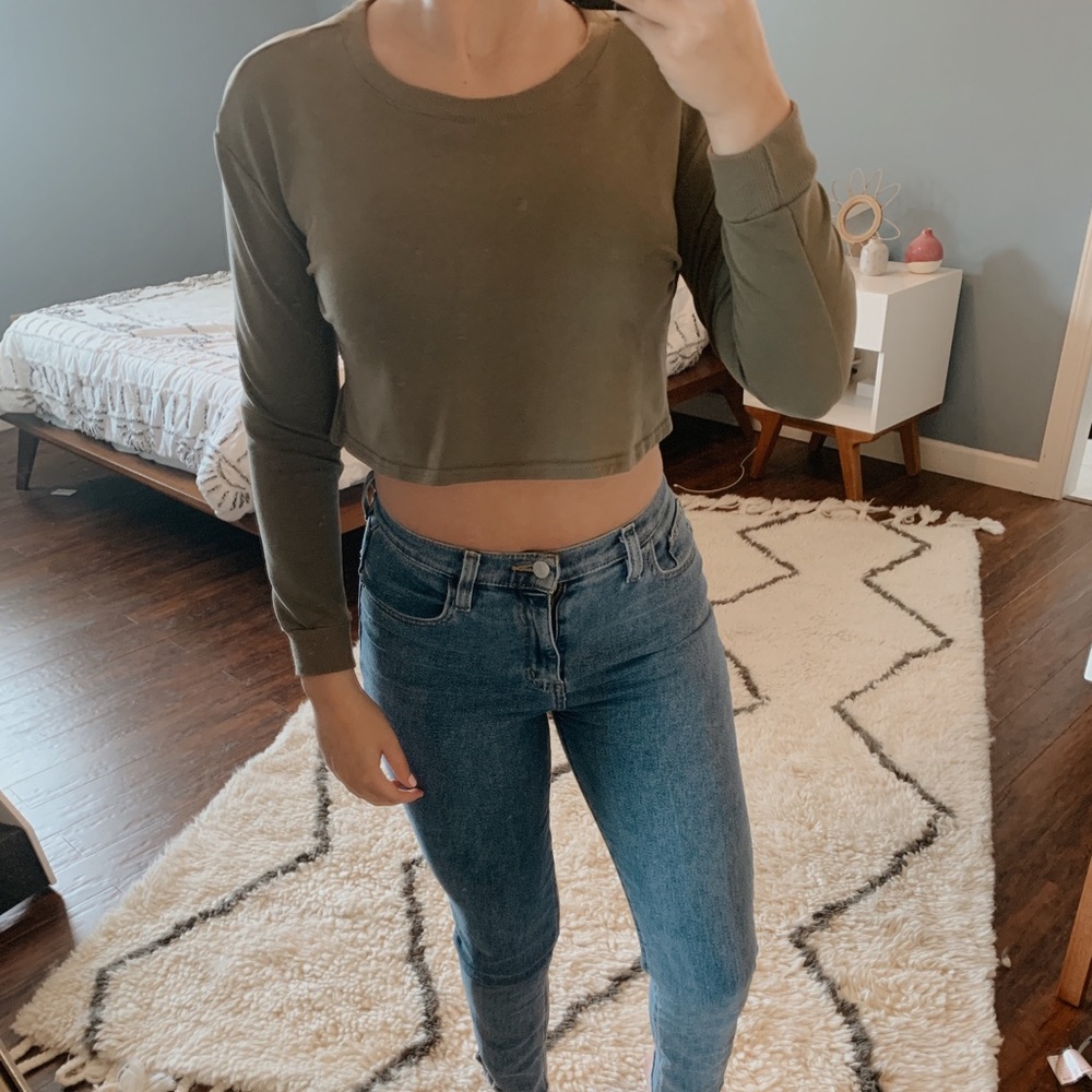Cropped sweater